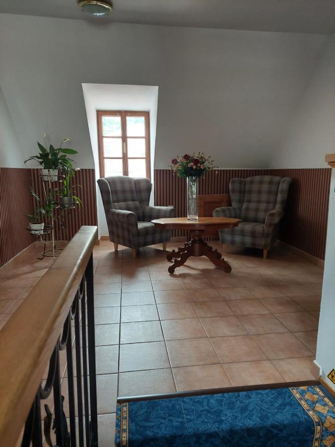 Hotel Salamander - Garni Banská Štiavnica Exteriör bild