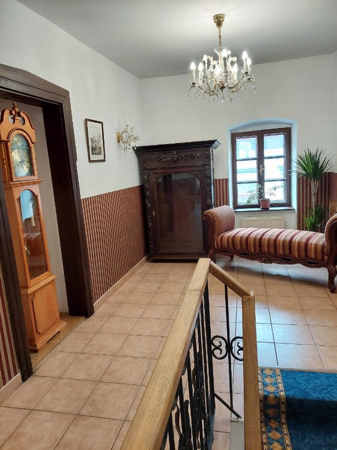 Hotel Salamander - Garni Banská Štiavnica Exteriör bild