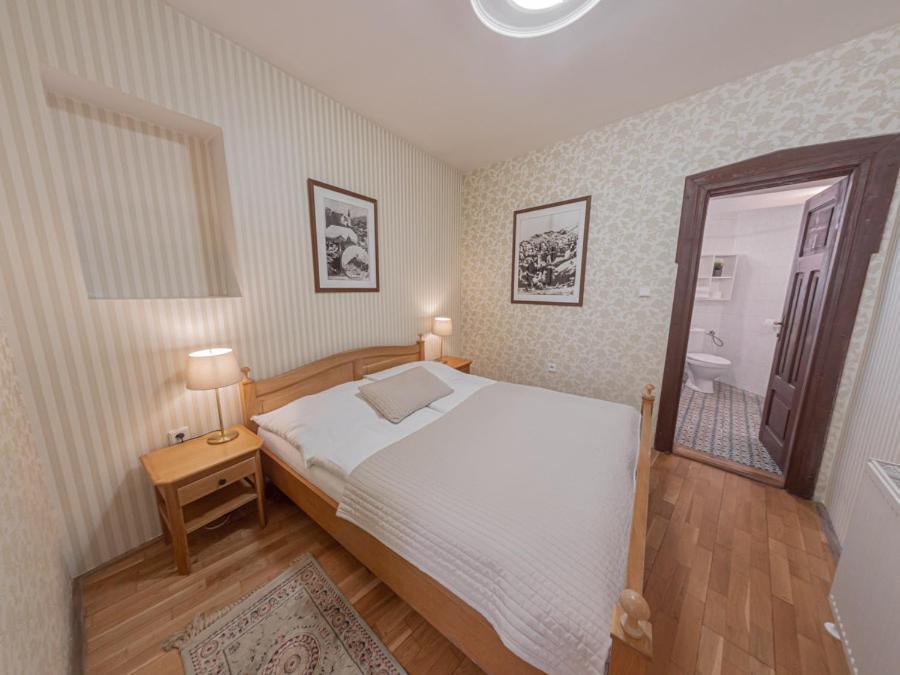 Hotel Salamander - Garni Banská Štiavnica Exteriör bild