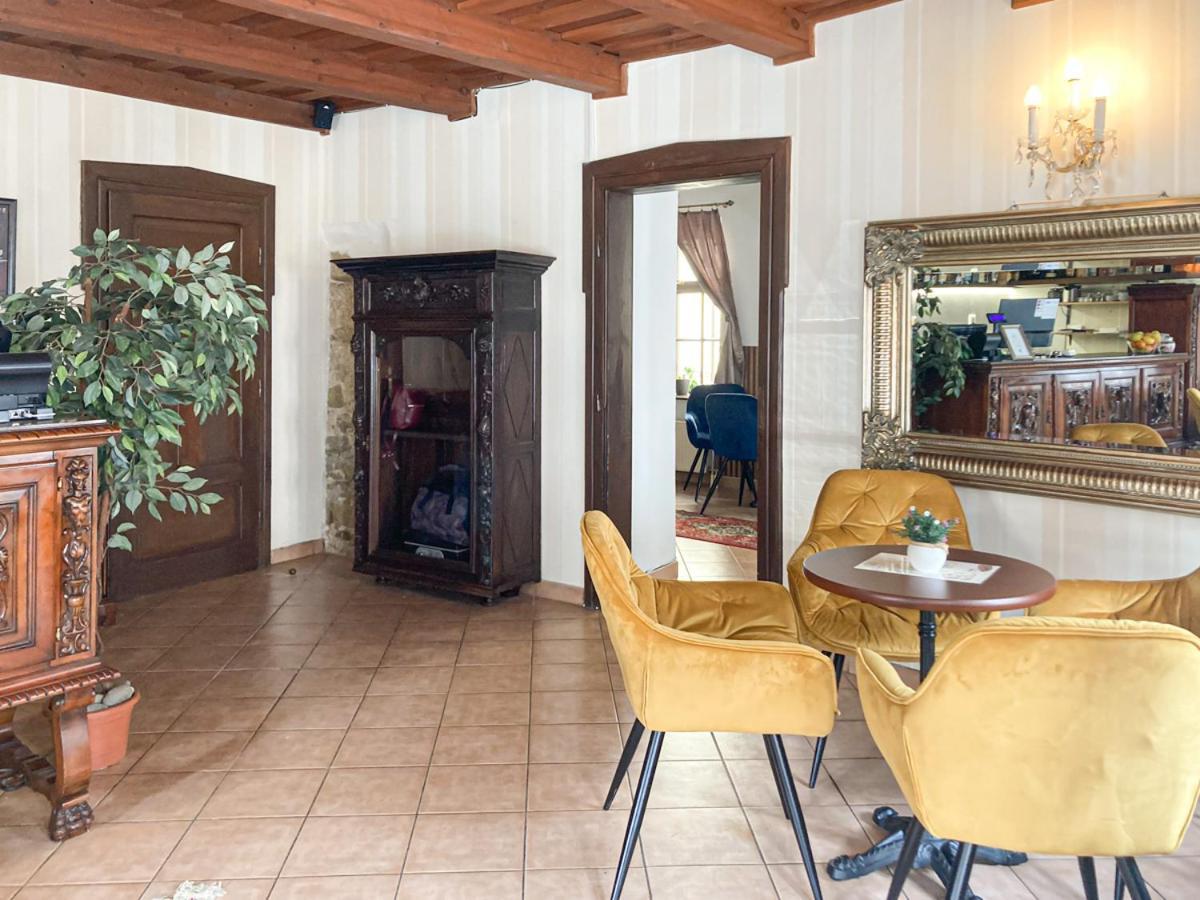Hotel Salamander - Garni Banská Štiavnica Exteriör bild